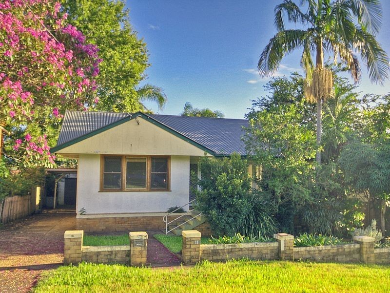 11 Somerville Avenue, East Lismore NSW 2480