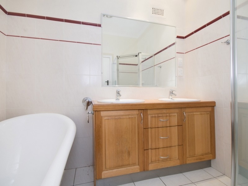 31 Jacaranda Ave, East Lismore NSW 2480