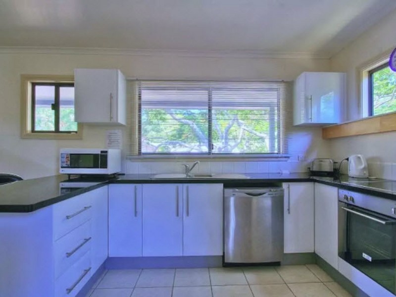 11 Parkes Street, Girards Hill NSW 2480