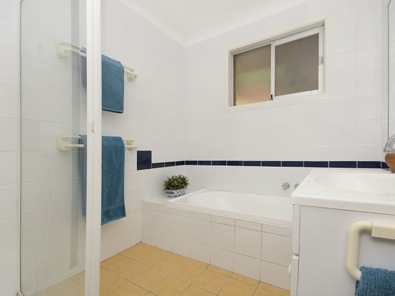 12 Pollard Place, East Lismore NSW 2480