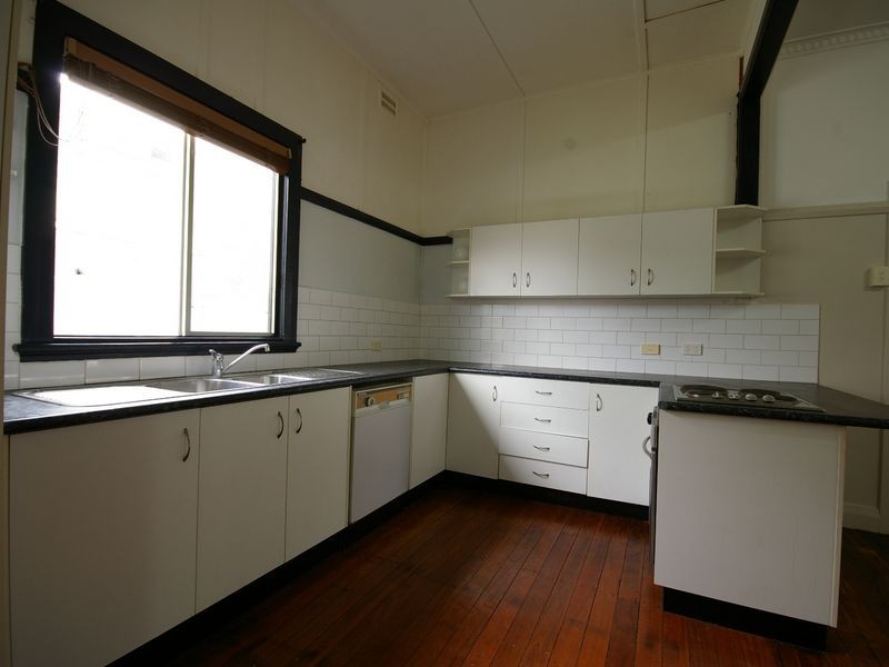 13 Clyde Street, Lismore NSW 2480