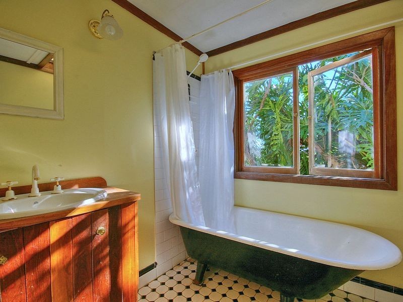 12 Eric Place, Lismore Heights NSW 2480