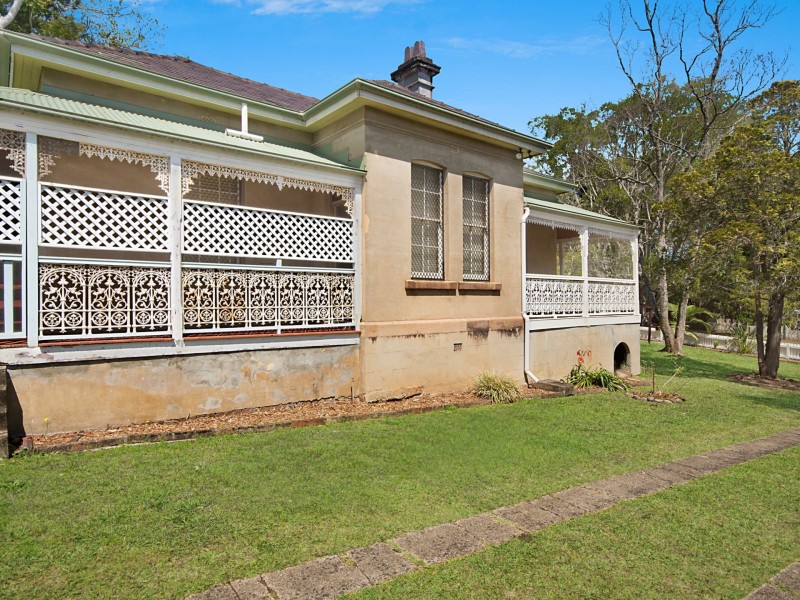 42 Cathcart Street, Girards Hill NSW 2480