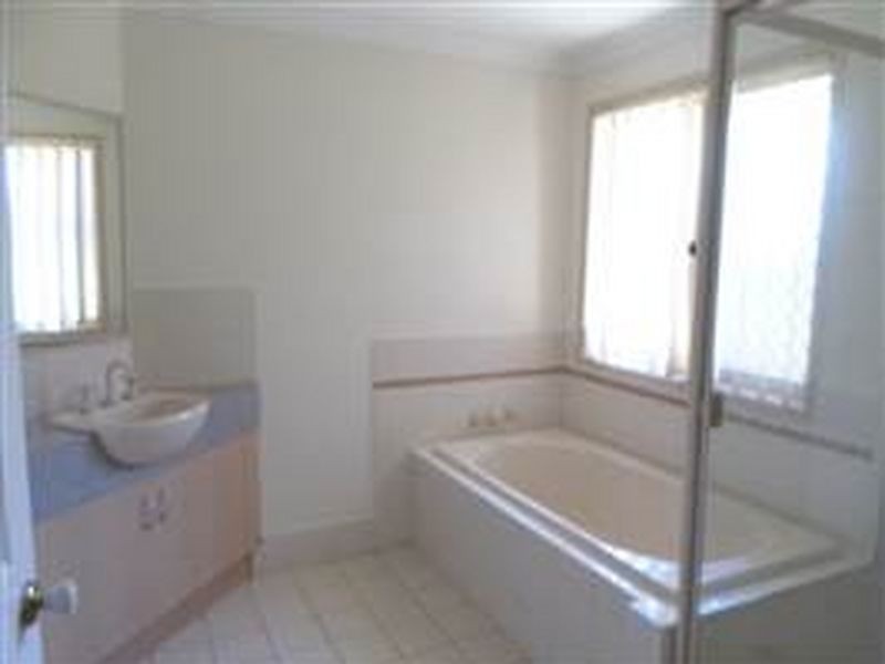 15 Hellyar Drive, Wollongbar NSW 2477