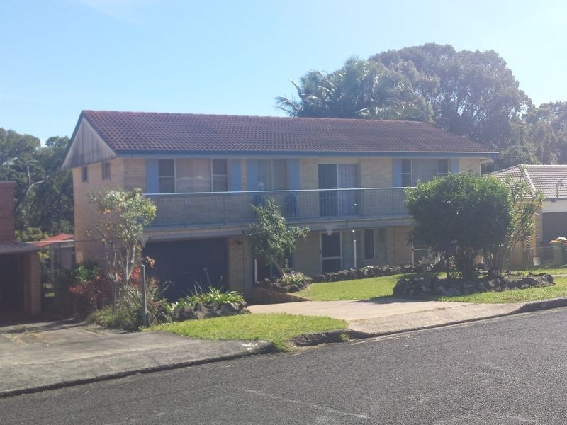 16 Robrown Drive, Lismore Heights NSW 2480