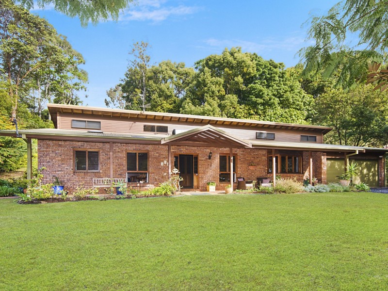 15 Denbos Crescent, East Lismore NSW 2480