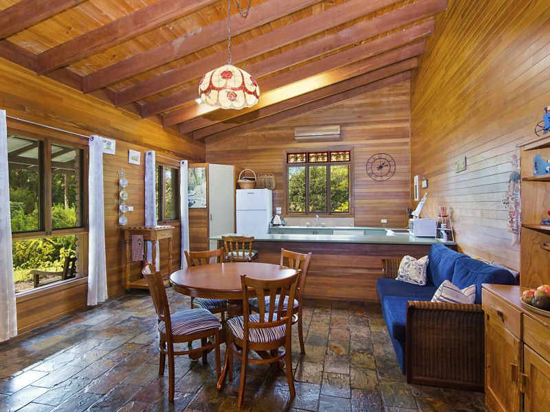 15 Denbos Crescent, East Lismore NSW 2480