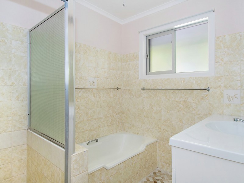 8 Pollard Place, East Lismore NSW 2480