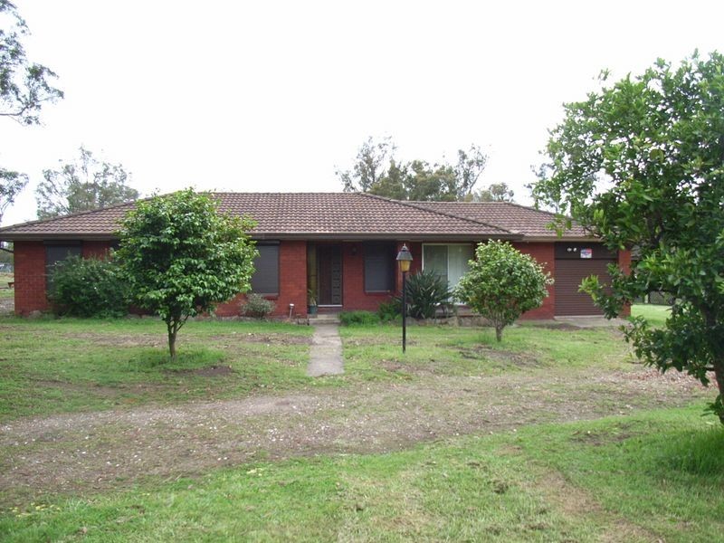 82 Sixth Road, Berkshire Park NSW 2765