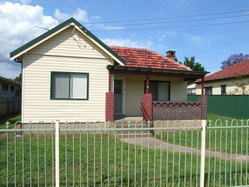 32 Railway Terrace, Riverstone NSW 2765