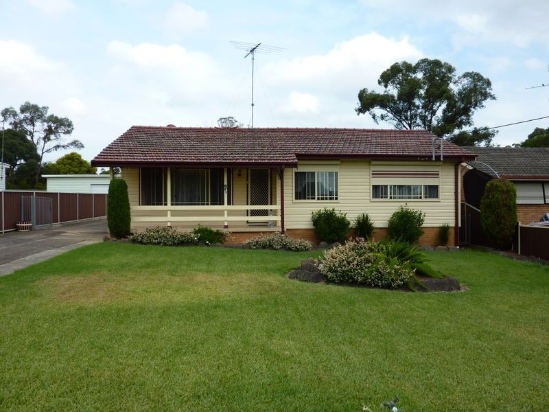 40 Gladstone Parade, Riverstone NSW 2765