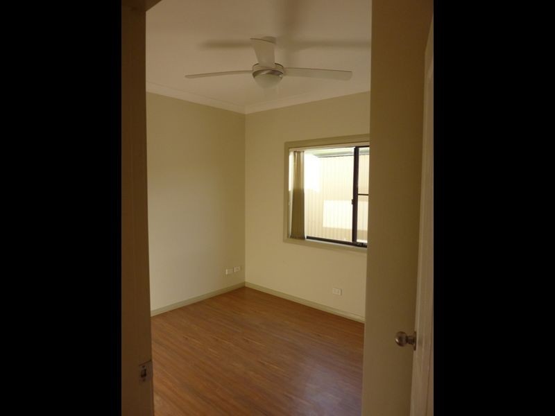 42a Windermere Avenue, Cambridge Park NSW 2747