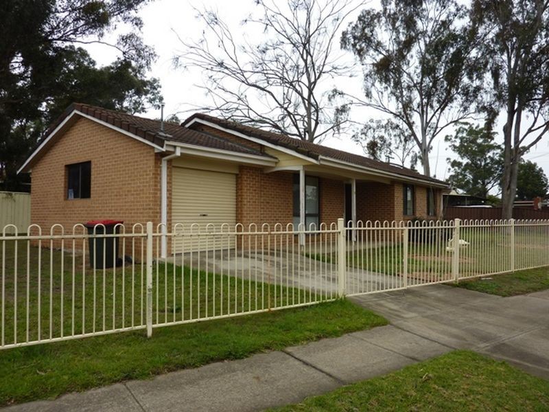 2 Crown Street, Riverstone NSW 2765