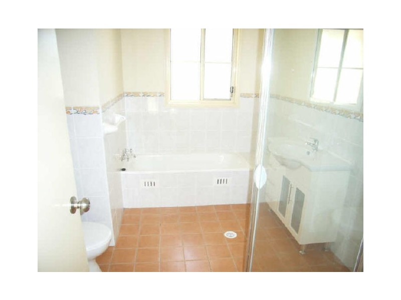 2/1 Kensington Park Road, Schofields NSW 2762