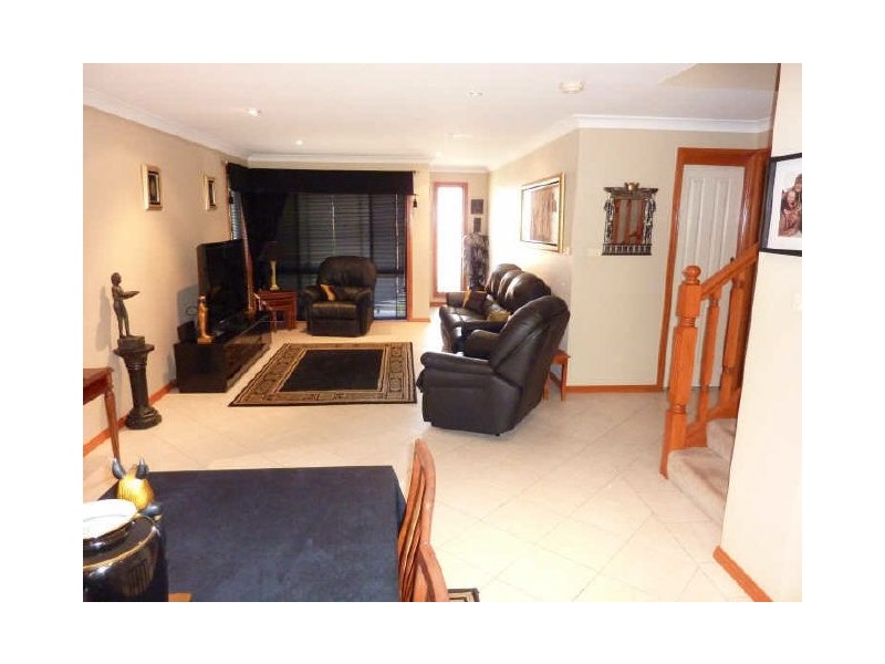 11 Vallen Place, Quakers Hill NSW 2763