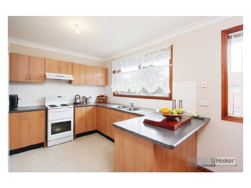 9 McDonald Place, Mcgraths Hill NSW 2756