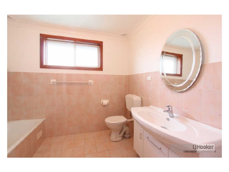 9 McDonald Place, Mcgraths Hill NSW 2756