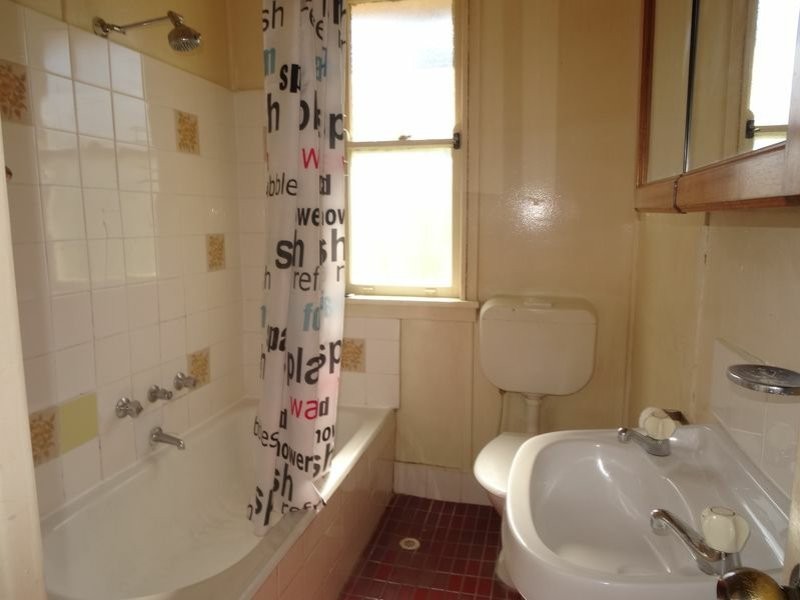 5 Keddie Place, Riverstone NSW 2765