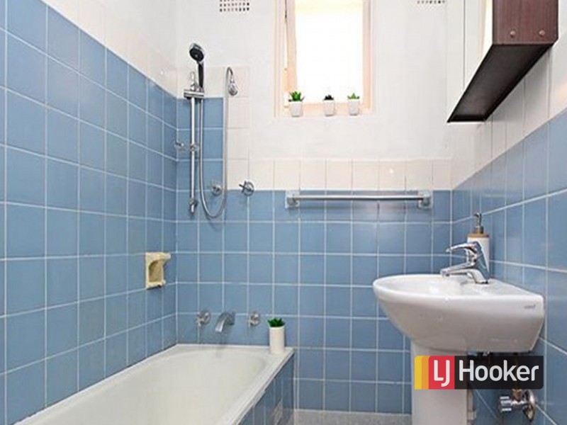 Unit 5/13-15 Glen Street, Marrickville NSW 2204