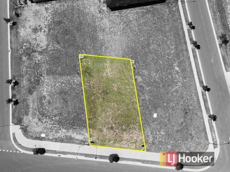 29 Valletta Drive, Box Hill NSW 2765