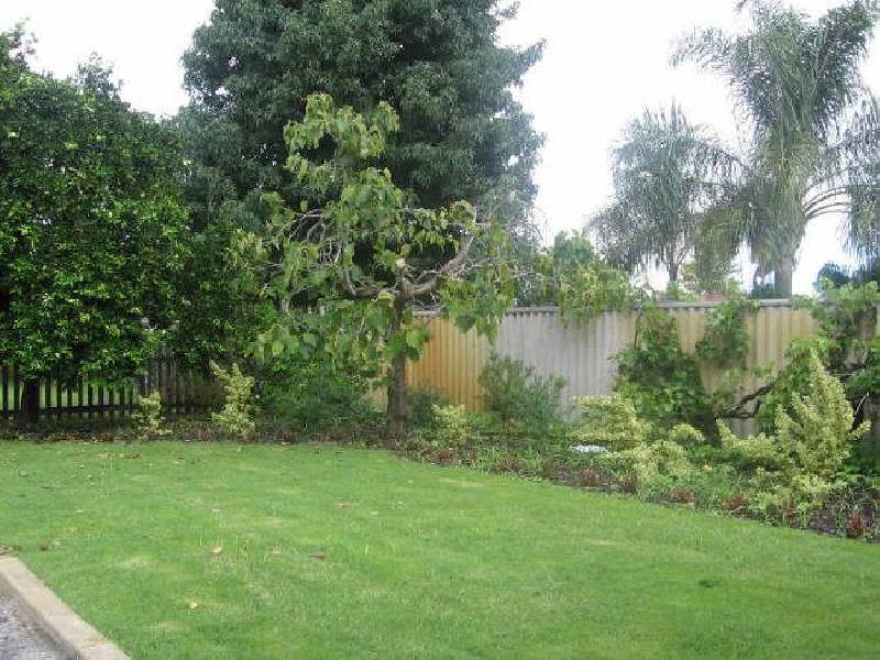 70 Bungaree Road, Wilson WA 6107