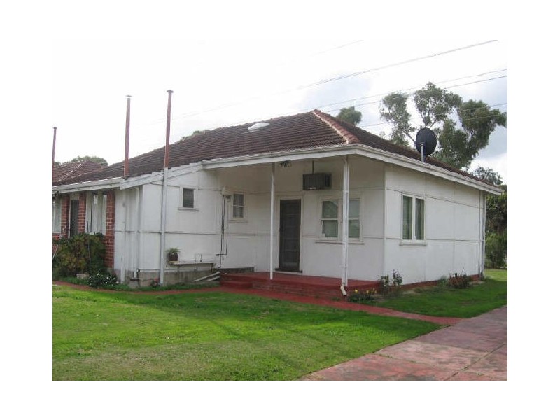 475 Sevenoaks Street, Beckenham WA 6107