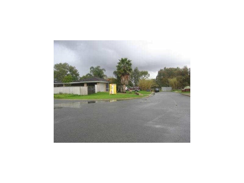 1 Manup Court, Kenwick WA 6107