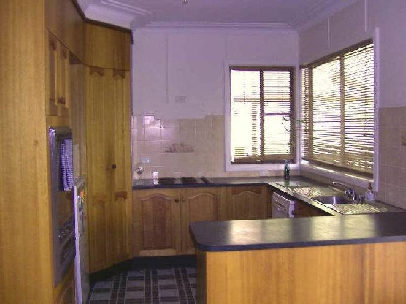 13 Barrie Street, Macksville NSW 2447