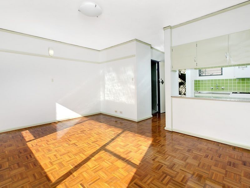 11/10 Campbell Parade, Manly Vale NSW 2093