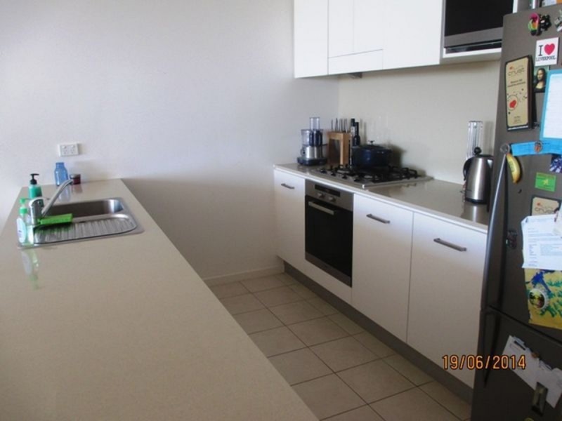 3304/10 Sturdee Parade, Dee Why NSW 2099