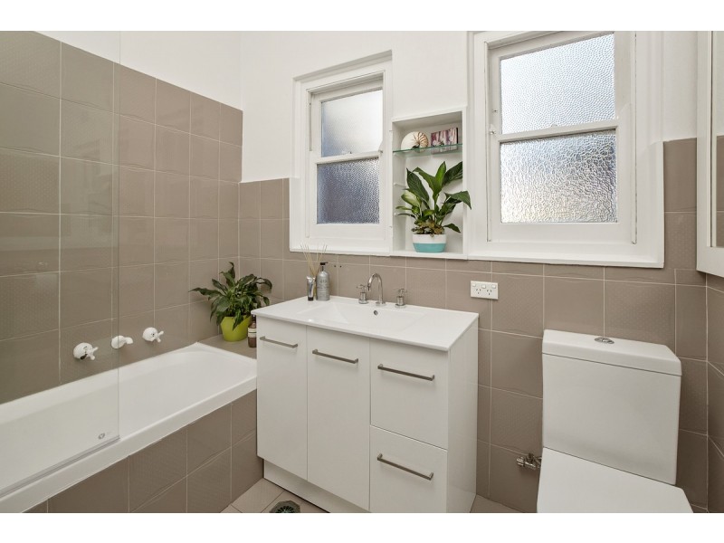 1/147 Griffiths Street, Balgowlah NSW 2093