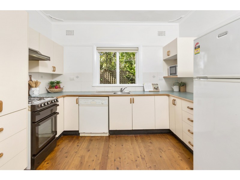 158 Wyndora Avenue, Freshwater NSW 2096