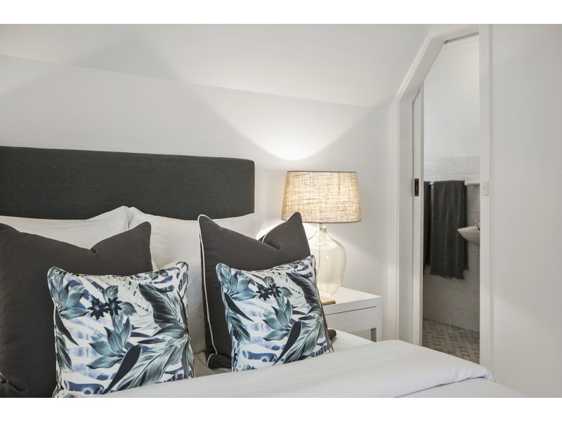 2/105 Woodland Street, Balgowlah NSW 2093