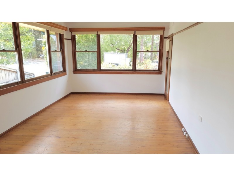 137 Upper Clontarf Street, Seaforth NSW 2092