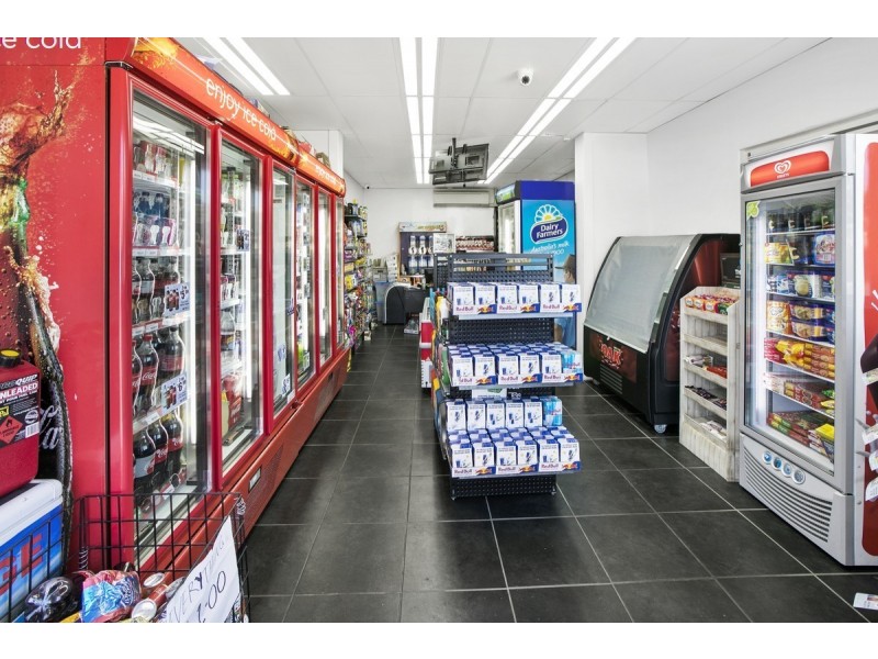 2 Soldiers Avenue, Freshwater NSW 2096