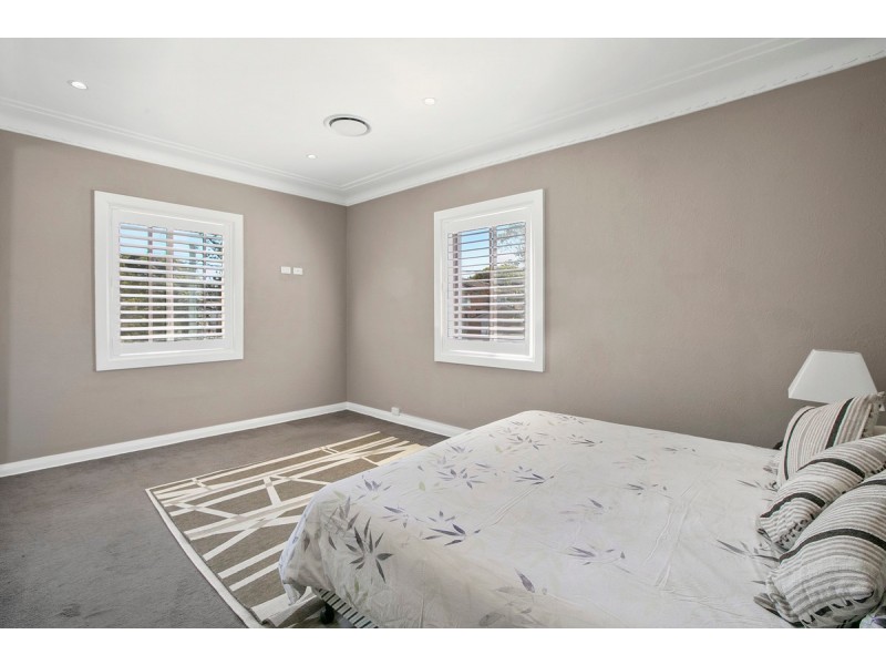 2 Soldiers Avenue, Freshwater NSW 2096