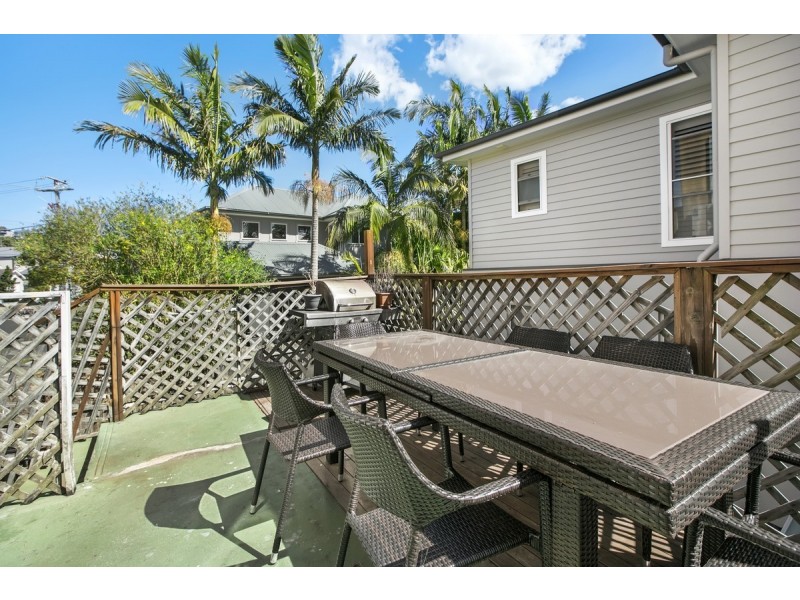 2 Soldiers Avenue, Freshwater NSW 2096