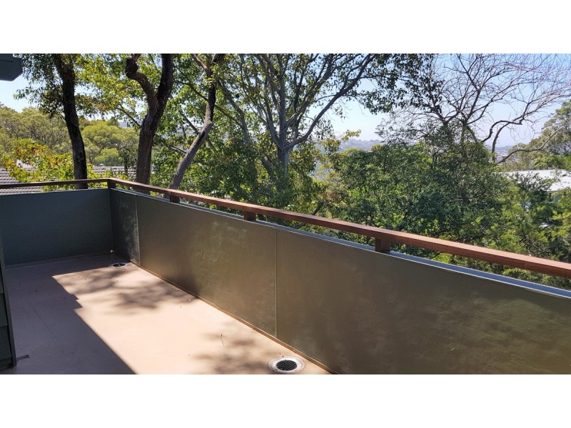 1/4 Allenby Park Parade, Allambie Heights NSW 2100