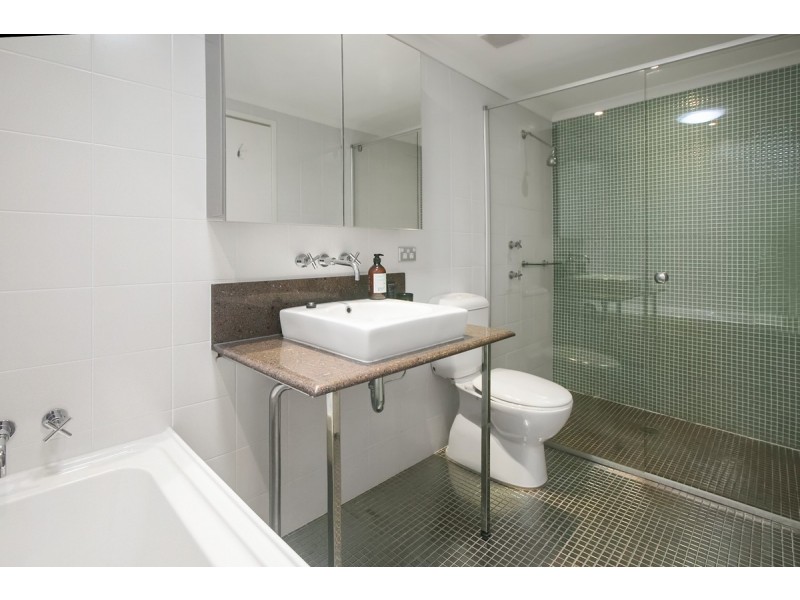 16/2A Campbell Parade, Manly Vale NSW 2093