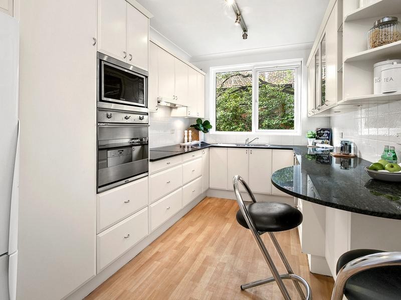 2/6 White Street, Balgowlah NSW 2093