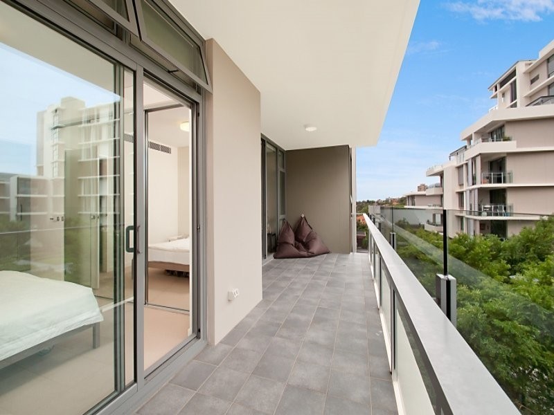 302/2 Sylvan Avenue, Balgowlah NSW 2093