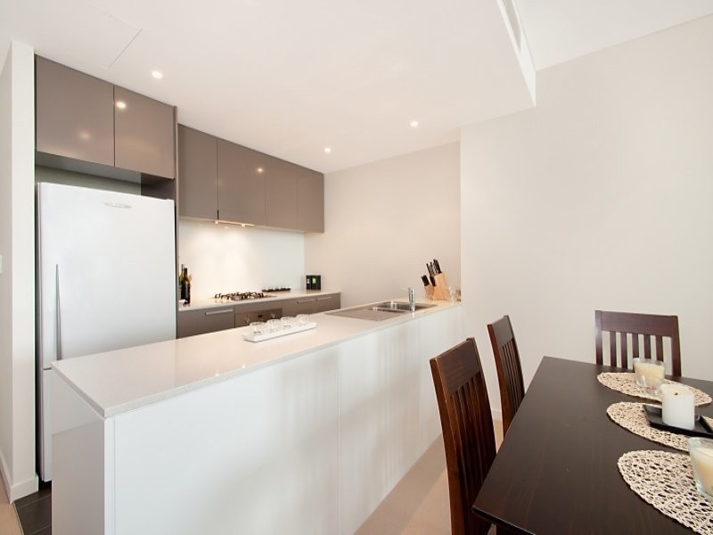 302/2 Sylvan Avenue, Balgowlah NSW 2093