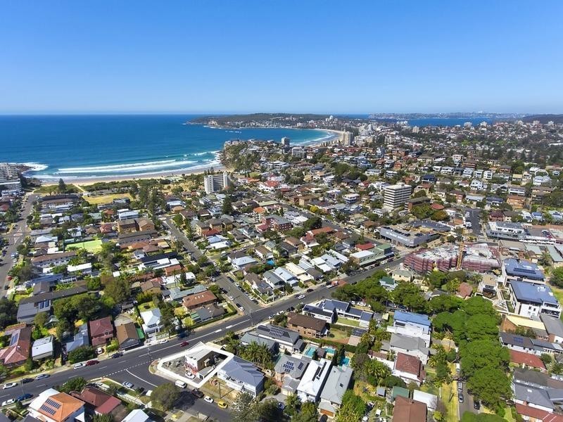 2A Soldiers Avenue, Freshwater NSW 2096