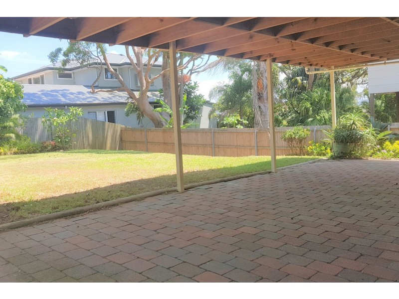 24 Veterans Parade, Wheeler Heights NSW 2097