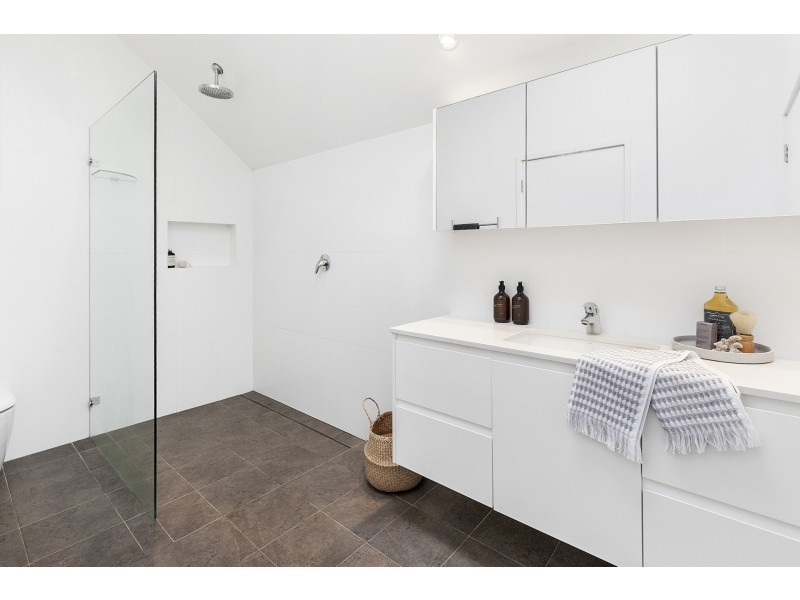 23 Malvern Avenue, Manly NSW 2095