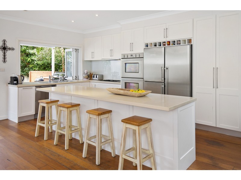 50 Wyadra Avenue, Freshwater NSW 2096