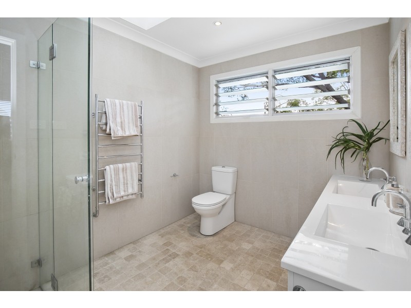 50 Wyadra Avenue, Freshwater NSW 2096