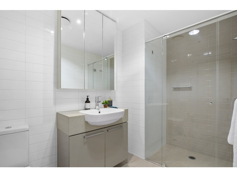 402/3 Sylvan Avenue, Balgowlah NSW 2093