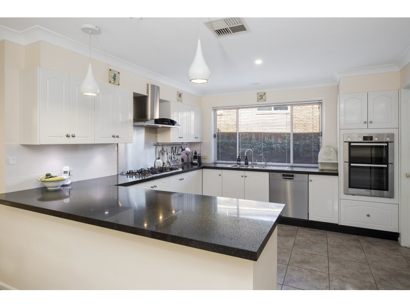 27 Golden Grove, Beacon Hill NSW 2100