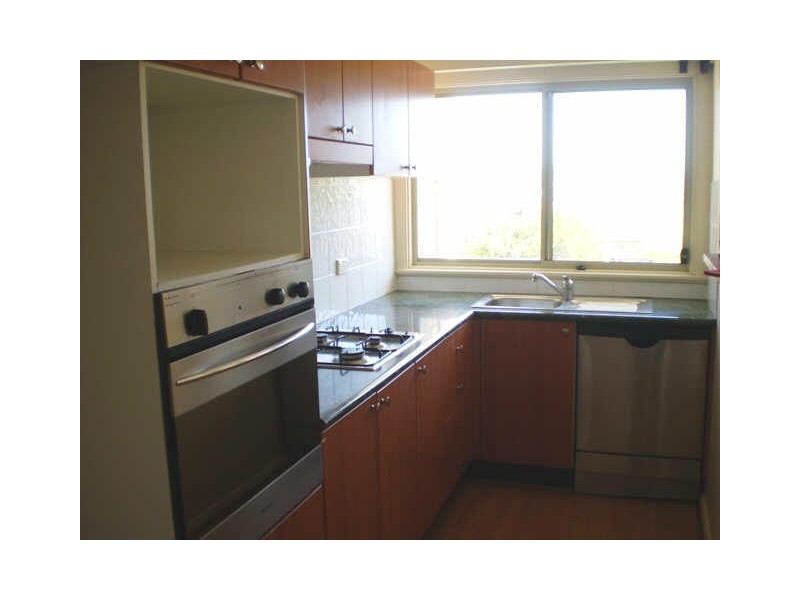 25/2-4 Beach Street, Curl Curl NSW 2096